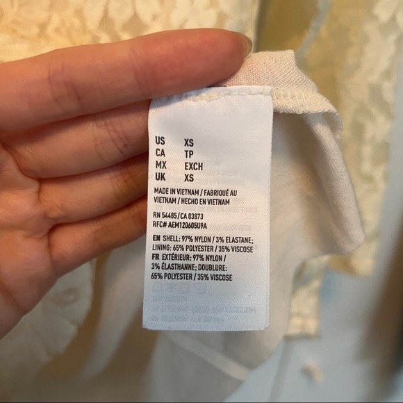 American Eagle Lace Top - Picture 6 of 7